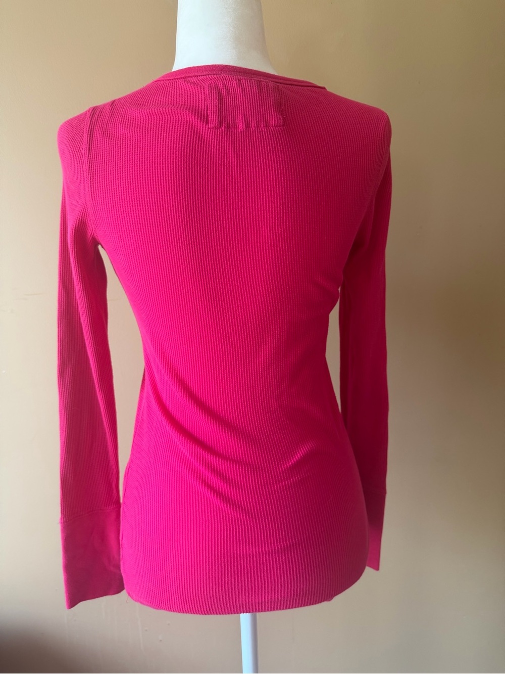 Vintage Y2K Aeropostale Hot Pink "Aero" Long Sleeve Thermal Top - Picture 4 of 5